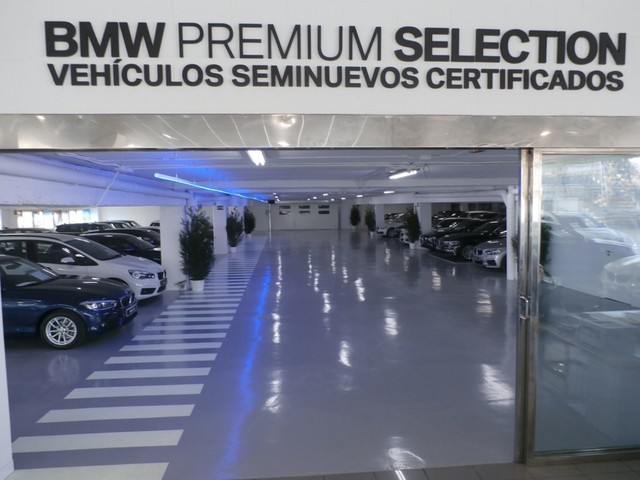 BMW Serie 3 M340i Touring color Gris. Año 2024. 275KW(374CV). Gasolina. En concesionario Lurauto Bizkaia de Vizcaya