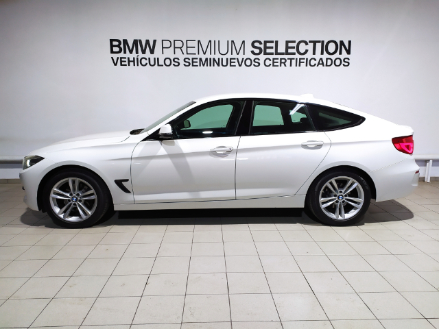 BMW Serie 3 320d Gran Turismo color Blanco. Año 2021. 140KW(190CV). Diésel. En concesionario Hispamovil Elche de Alicante