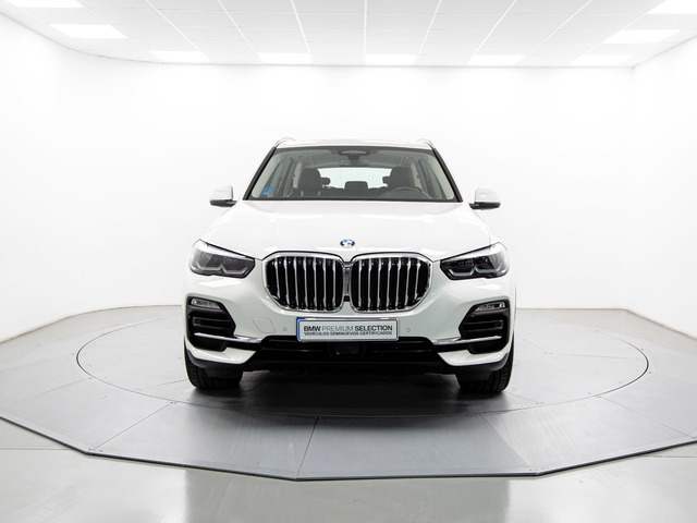 BMW X5 xDrive45e color Blanco. Año 2020. 290KW(394CV). Híbrido Electro/Gasolina. En concesionario Móvil Begar Alicante de Alicante