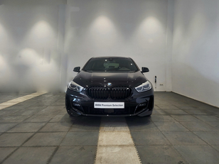 Fotos de BMW Serie 1 118d color Negro. Año 2023. 110KW(150CV). Diésel. En concesionario Proa Premium Palma de Baleares