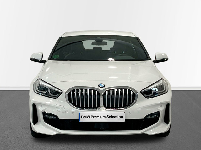 BMW Serie 1 118i color Blanco. Año 2024. 103KW(140CV). Gasolina. En concesionario Engasa S.A. de Valencia