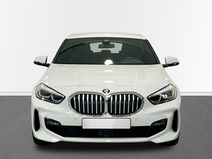 Fotos de BMW Serie 1 118i color Blanco. Año 2024. 103KW(140CV). Gasolina. En concesionario Engasa S.A. de Valencia