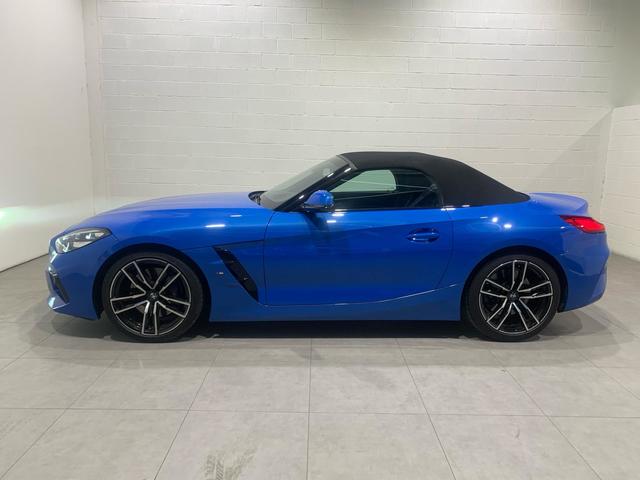 BMW Z4 sDrive30i Cabrio color Azul. Año 2019. 190KW(258CV). Gasolina. En concesionario MOTOR MUNICH S.A.U  - Terrassa de Barcelona
