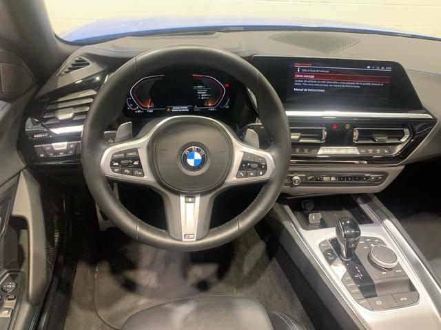 BMW Z4 sDrive30i Cabrio color Azul. Año 2019. 190KW(258CV). Gasolina. En concesionario MOTOR MUNICH S.A.U  - Terrassa de Barcelona