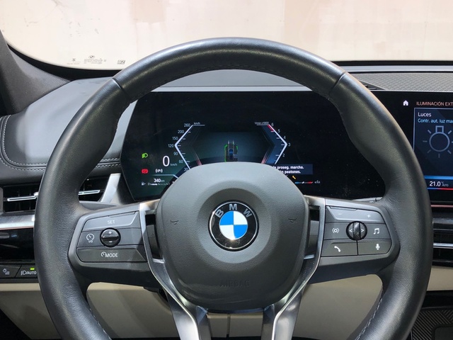 BMW X1 sDrive18d color Negro. Año 2023. 110KW(150CV). Diésel. En concesionario Movilnorte Las Rozas de Madrid
