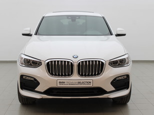 Fotos de BMW X4 xDrive20d color Blanco. Año 2020. 140KW(190CV). Diésel. En concesionario Augusta Aragon S.A. de Zaragoza