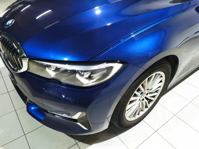 BMW Serie 3 320d color Gris. Año 2019. 140KW(190CV). Diésel. En concesionario Hispamovil Elche de Alicante