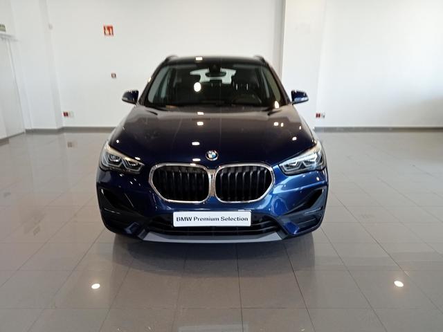 BMW X1 xDrive18d color Azul. Año 2020. 110KW(150CV). Diésel. En concesionario Mandel Motor Badajoz de Badajoz