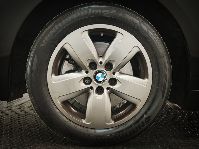 BMW Serie 1 118i color Negro. Año 2019. 103KW(140CV). Gasolina. En concesionario Proa Premium Palma de Baleares