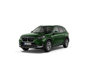 Fotos de BMW X1 sDrive18d color Verde. Año 2022. 110KW(150CV). Diésel. En concesionario Auto Premier, S.A. - GUADALAJARA de Guadalajara