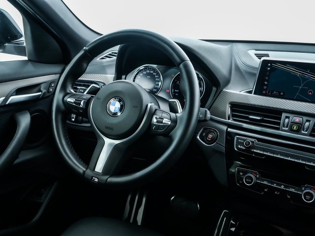 BMW X2 sDrive18d color Gris. Año 2023. 110KW(150CV). Diésel. En concesionario Oliva Motor Tarragona de Tarragona