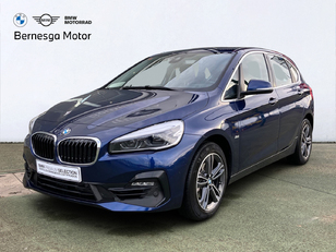 Fotos de BMW Serie 2 218i Active Tourer color Azul. Año 2018. 103KW(140CV). Gasolina. En concesionario Bernesga Motor León (Bmw y Mini) de León