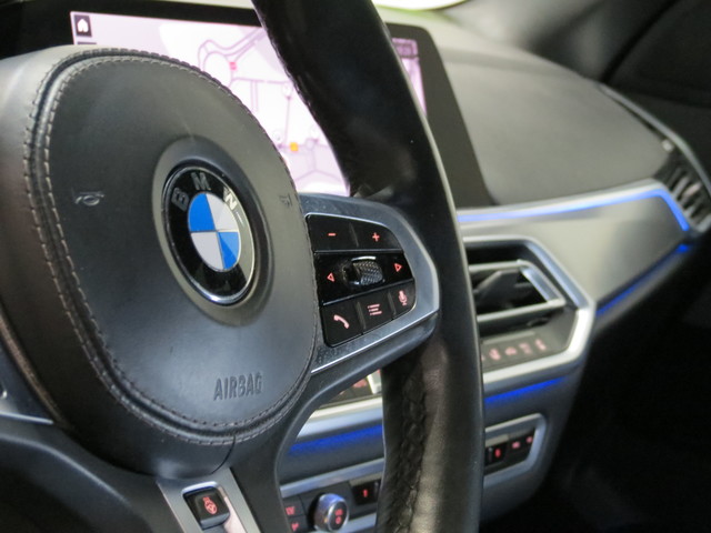 BMW X5 xDrive30d color Gris. Año 2019. 195KW(265CV). Diésel. En concesionario GANDIA Automoviles Fersan, S.A. de Valencia