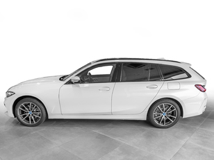 Fotos de BMW Serie 3 330e Touring color Blanco. Año 2024. 215KW(292CV). Híbrido Electro/Gasolina. En concesionario Caetano Cuzco, Salvatierra de Madrid