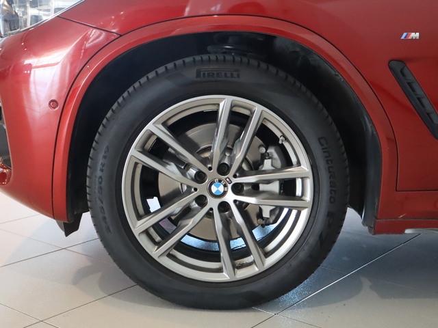 BMW X4 xDrive25d color Rojo. Año 2019. 170KW(231CV). Diésel. En concesionario Pruna Motor de Barcelona