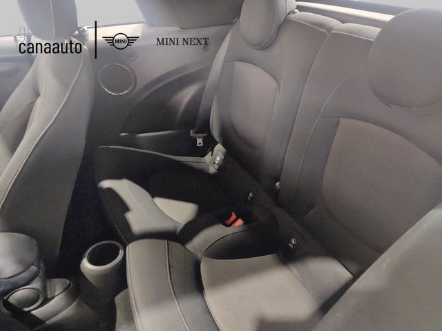 fotoG 8 del MINI MINI Cabrio Cooper 100 kW (136 CV) 136cv Gasolina del 2019 en Sta. C. Tenerife