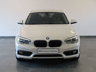 Fotos de BMW Serie 1 116d color Blanco. Año 2015. 85KW(116CV). Diésel. En concesionario Autogal de Ourense