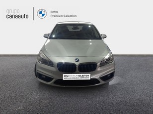 Fotos de BMW Serie 2 225xe iPerformance Active Tourer color Gris Plata. Año 2017. 165KW(224CV). Híbrido Electro/Gasolina. En concesionario CANAAUTO - TACO de Sta. C. Tenerife