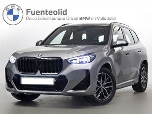 Fotos de BMW X1 xDrive20d color Gris Plata. Año 2024. 120KW(163CV). Diésel. En concesionario Fuenteolid de Valladolid
