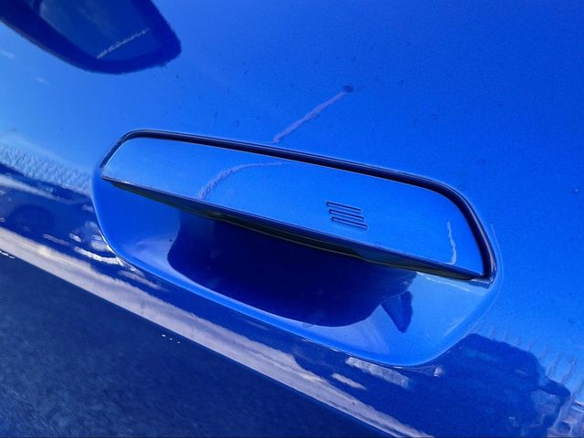 BMW i4 eDrive40 color Azul. Año 2024. 250KW(340CV). Eléctrico. En concesionario Carteya Motor | Campo de Gibraltar de Cádiz