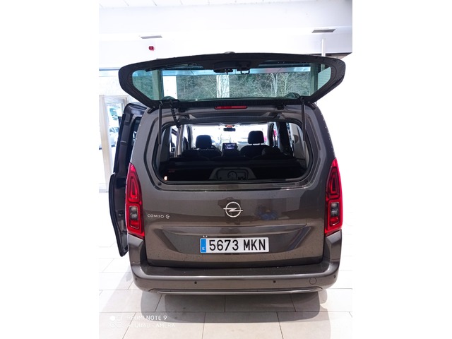 Opel Combo-e Life BEV 50kWh Elegance Plus L 100 kW (136 CV)