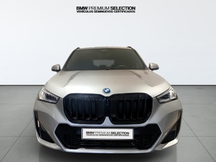Fotos de BMW X1 xDrive30e color Gris Plata. Año 2023. 240KW(326CV). Híbrido Electro/Gasolina. En concesionario Automotor Premium Marbella - Málaga de Málaga