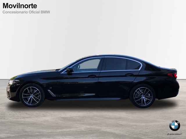 BMW Serie 5 520d color Negro. Año 2022. 140KW(190CV). Diésel. En concesionario Movilnorte Las Rozas de Madrid