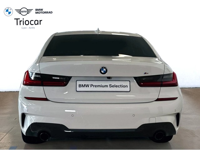BMW Serie 3 320d color Blanco. Año 2022. 140KW(190CV). Diésel. En concesionario Triocar Gijón (Bmw y Mini) de Asturias