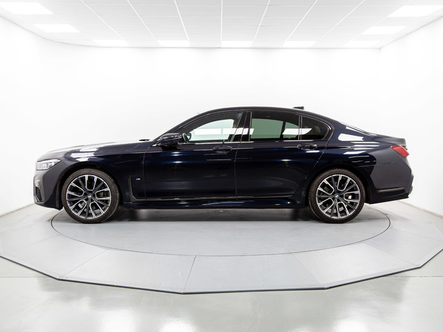BMW Serie 7 730d color Negro. Año 2020. 195KW(265CV). Diésel. En concesionario Móvil Begar Alicante de Alicante
