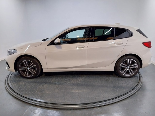 BMW Serie 1 116d color Blanco. Año 2021. 85KW(116CV). Diésel. En concesionario Proa Premium Palma de Baleares