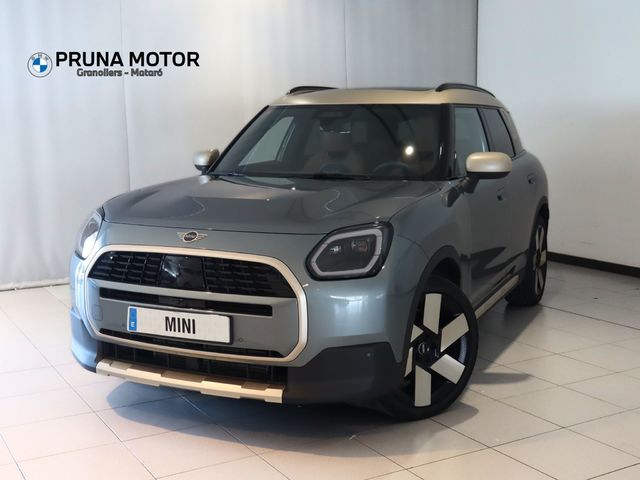 fotoG 0 del MINI MINI Countryman C 125 kW (170 CV) 170cv Gasolina del 2024 en Barcelona