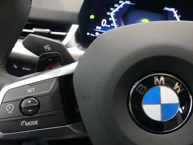 BMW X2 sDrive18d color Gris. Año 2024. 110KW(150CV). Diésel. En concesionario Enekuri Motor de Vizcaya