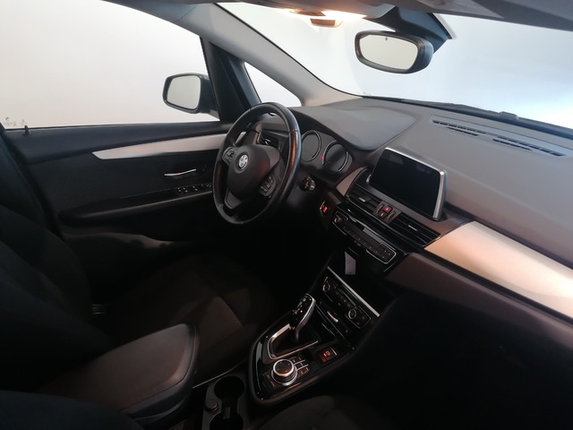 BMW Serie 2 218d Active Tourer color Gris. Año 2021. 110KW(150CV). Diésel. En concesionario Adler Motor S.L. TOLEDO de Toledo