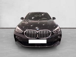 Fotos de BMW Serie 1 118i color Negro. Año 2024. 103KW(140CV). Gasolina. En concesionario Enekuri Motor de Vizcaya