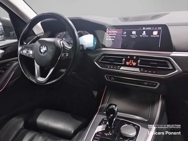 BMW X5 xDrive30d color Blanco. Año 2018. 195KW(265CV). Diésel. En concesionario Unicars de Lleida