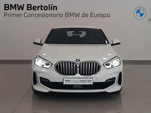 Fotos de BMW Serie 1 118d color Blanco. Año 2021. 110KW(150CV). Diésel. En concesionario Automoviles Bertolin S.L. de Valencia
