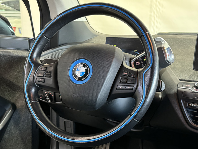 BMW i3 i3 60Ah color Gris. Año 2015. 125KW(170CV). Eléctrico. En concesionario Avilcar de Ávila