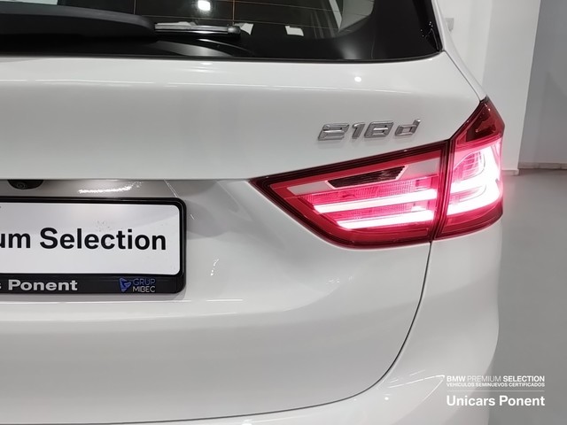 BMW Serie 2 218d Gran Tourer color Blanco. Año 2016. 110KW(150CV). Diésel. En concesionario Unicars Ponent de Lleida