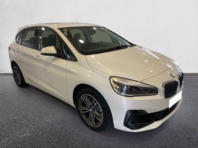 BMW Serie 2 225xe iPerformance Active Tourer color Blanco. Año 2019. 165KW(224CV). Híbrido Electro/Gasolina. En concesionario Marmotor de Las Palmas