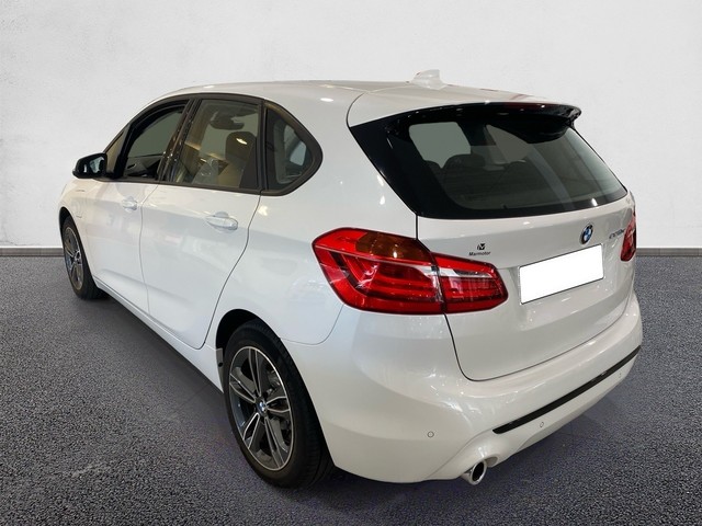 BMW Serie 2 225xe iPerformance Active Tourer color Blanco. Año 2019. 165KW(224CV). Híbrido Electro/Gasolina. En concesionario Marmotor de Las Palmas