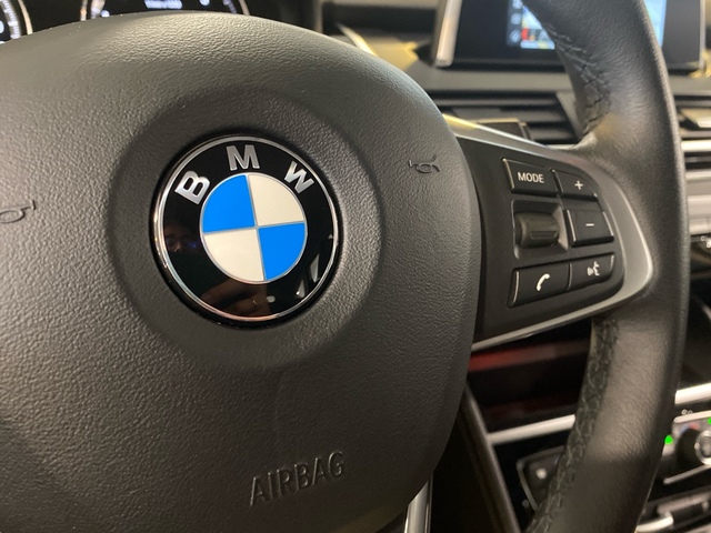 BMW Serie 2 225xe iPerformance Active Tourer color Blanco. Año 2019. 165KW(224CV). Híbrido Electro/Gasolina. En concesionario Marmotor de Las Palmas