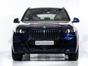 Fotos de BMW X5 xDrive30d color Azul. Año 2023. 219KW(298CV). Diésel. En concesionario Oliva Motor Girona de Girona