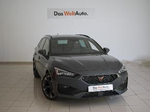 CUPRA Leon Sportstourer en Motorflash