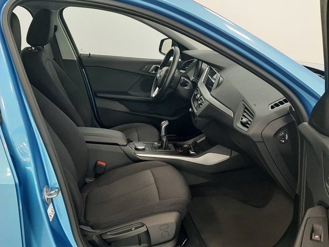 BMW Serie 1 116d color Azul. Año 2020. 85KW(116CV). Diésel. En concesionario Automoviles Bertolin S.L. de Valencia