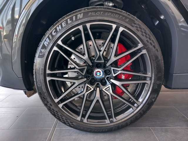 BMW M X6 M color Gris. Año 2023. 441KW(600CV). Gasolina. En concesionario Murcia Premium S.L. AV DEL ROCIO de Murcia