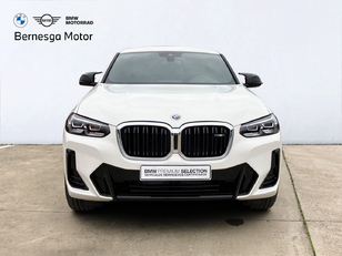 Fotos de BMW X4 M40i color Blanco. Año 2022. 265KW(360CV). Gasolina. En concesionario Bernesga Motor León (Bmw y Mini) de León