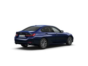Fotos de BMW Serie 3 318d color Azul. Año 2022. 110KW(150CV). Diésel. En concesionario Ceres Motor S.L. de Cáceres