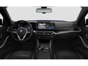 Fotos de BMW Serie 3 318d color Azul. Año 2022. 110KW(150CV). Diésel. En concesionario Ceres Motor S.L. de Cáceres