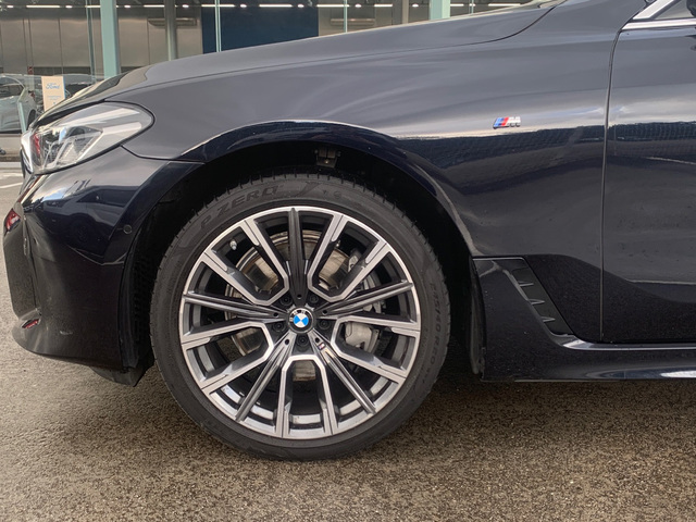 BMW Serie 6 630d Gran Turismo color Negro. Año 2022. 210KW(286CV). Diésel. En concesionario Celtamotor Caldas Reis de Pontevedra
