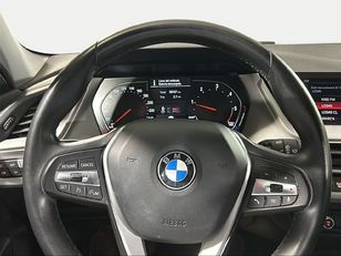 BMW Serie 1 116d color Negro. Año 2020. 85KW(116CV). Diésel. En concesionario San Pablo Motor | Su Eminencia de Sevilla